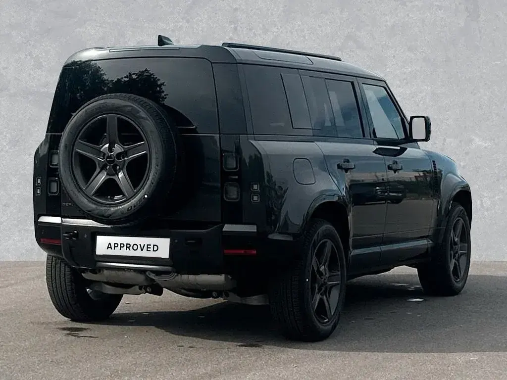 Gebraucht Land Rover Defender SE Dynamic 249 PS (183 kW) 2026 Grau SUV