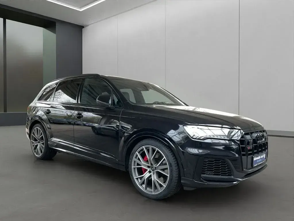 Gebraucht Audi SQ7 Sport 435 PS (319 kW) 2020 Schwarz / orcaschwarz (metallic) SUV