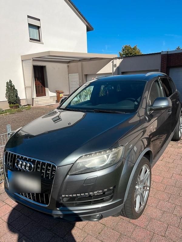 Second-hand Audi Q7 245 CP (180 kW) 2013 Argintiu SUV
