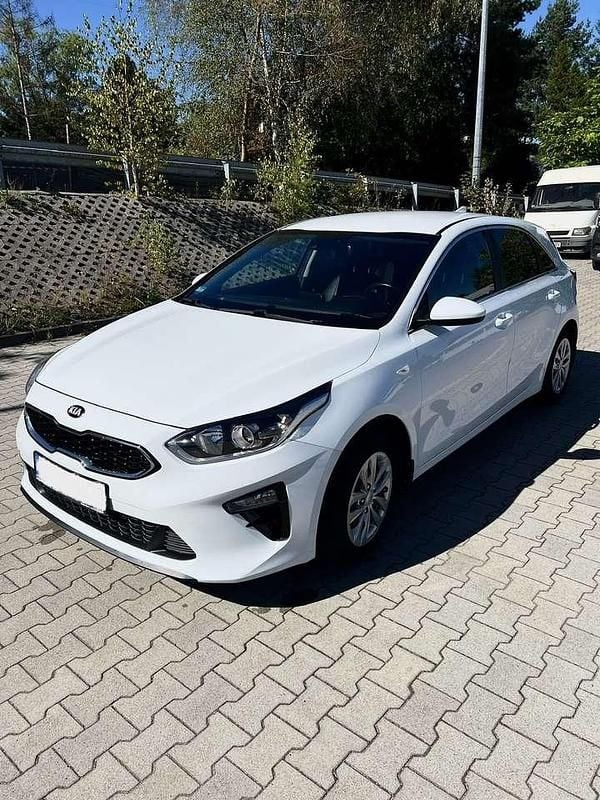 Gebraucht Kia Ceed 99 PS (72 kW) 2019 Weiß Kleinwagen