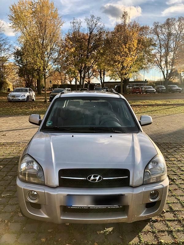 Gebraucht Hyundai Tucson 113 PS (83 kW) 2005 Silber SUV