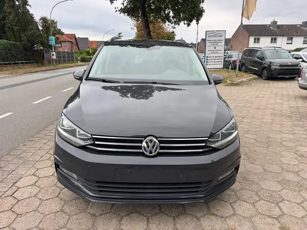 Gebraucht VW Touran 116 PS (85 kW) 2017 Grau Van / Kleinbus