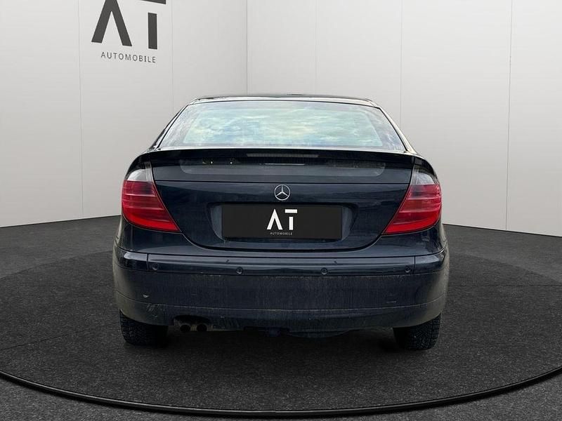 Gebraucht Mercedes C180 143 PS (105 kW) 2002 Blau Coupé