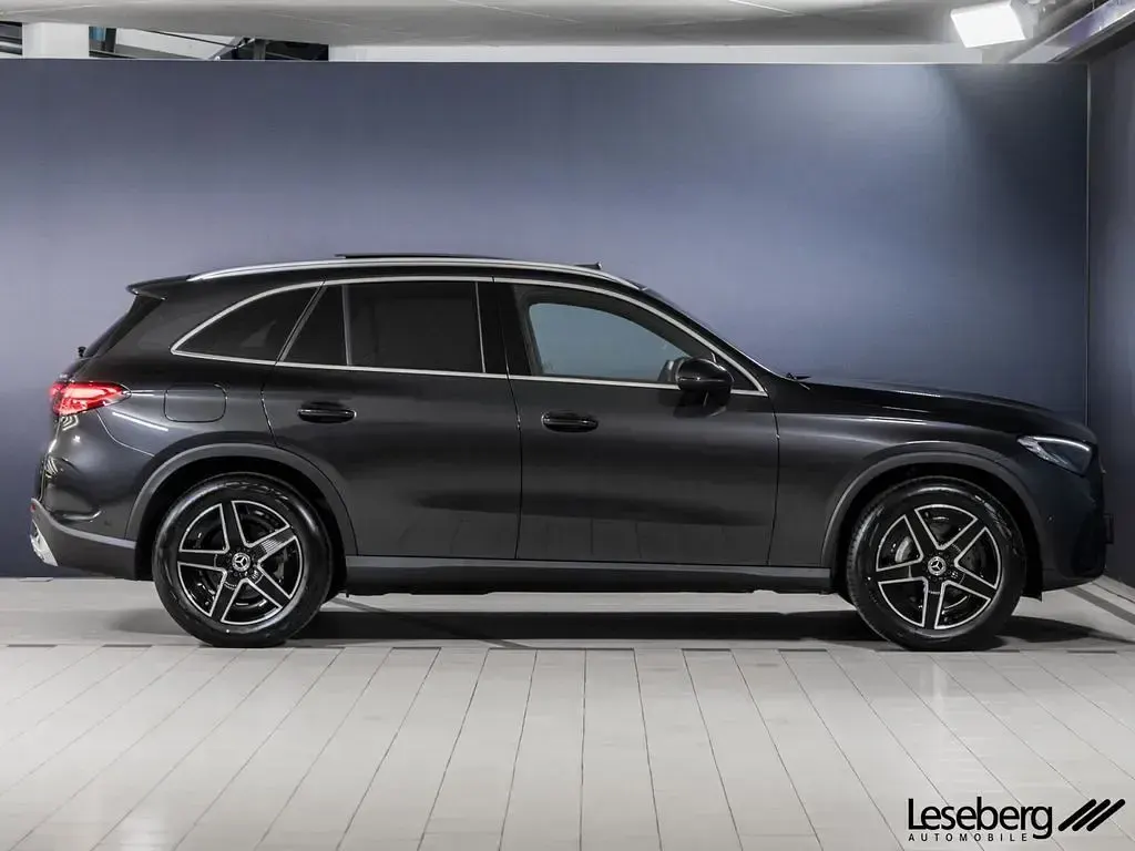 Gebraucht Mercedes GLC200 AMG 204 PS (150 kW) 2025 Grau SUV