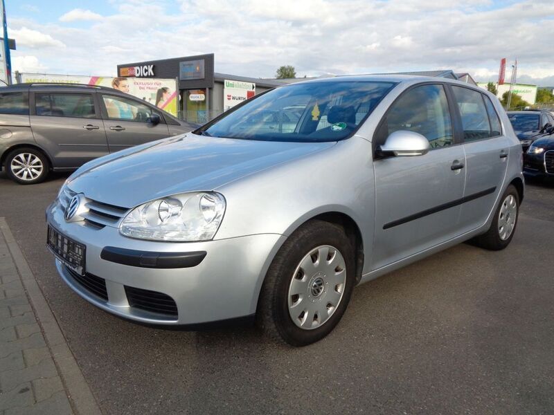 Silber Gebraucht 2004 VW Golf V Comfortline Limousine | 3.490 € (Fairer Preis) - Bild 1/4