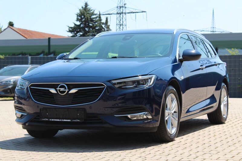 Blau Gebraucht 2018 Opel Insignia Business Kombi | 10.990 € (Guter Preis) - Bild 1/4