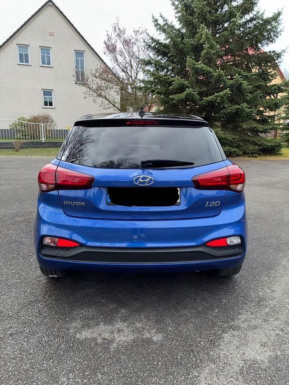 Gebraucht Hyundai i20 Active 101 PS (74 kW) 2020 Blau Kleinwagen