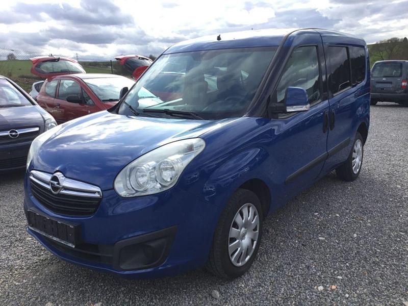 Gebraucht Opel Combo 95 PS (69 kW) 2012 Blau Van / Kleinbus