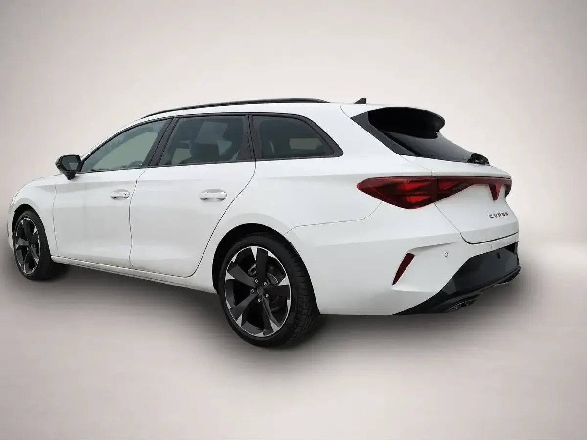Neu Cupra Leon 150 PS (110 kW) 2026 Weiß Kombi