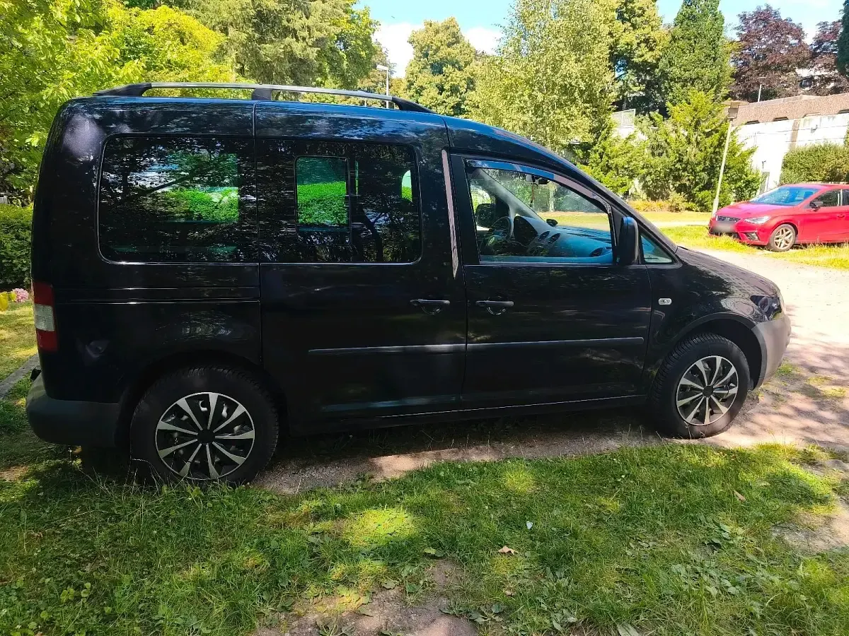 Gebraucht VW Caddy Life 105 PS (77 kW) 2004 Schwarz Van / Kleinbus
