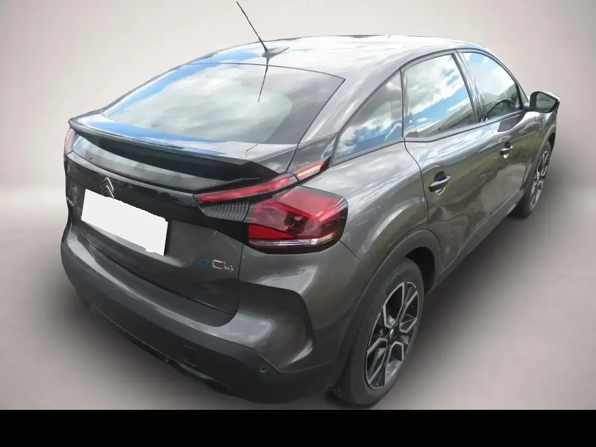 Gebraucht Citroën e-C4 Feel 100 kW (136 PS) 2023 Manufacturer Limousine
