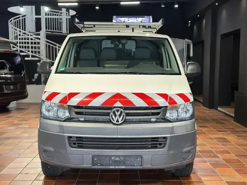Używany VW T5 140 KM (102 kW) 2013 Biały Van