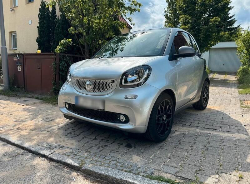 Silber Gebraucht 2016 Smart ForTwo Coupé Prime Coupé | 13.999 € (Fairer Preis) - Bild 1/4