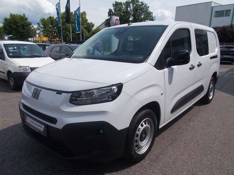 Weiss (weiß) Neu 2025 Fiat Doblò Van / Kleinbus | 28.980 € (Teuer) - Bild 1/2
