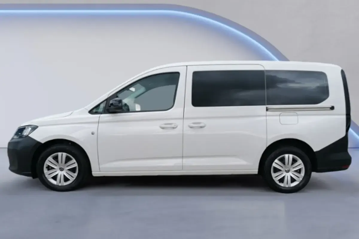 Gebraucht VW Caddy Basis 102 PS (75 kW) 2024 Van / Kleinbus