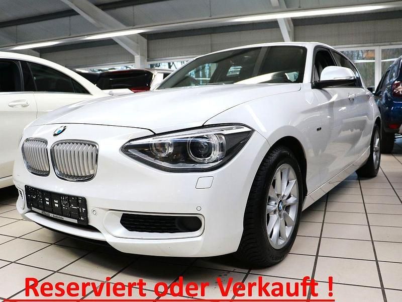 Weiß Gebraucht 2014 BMW 116 Urban Line Kleinwagen | 11.900 € (Guter Preis) - Bild 1/4