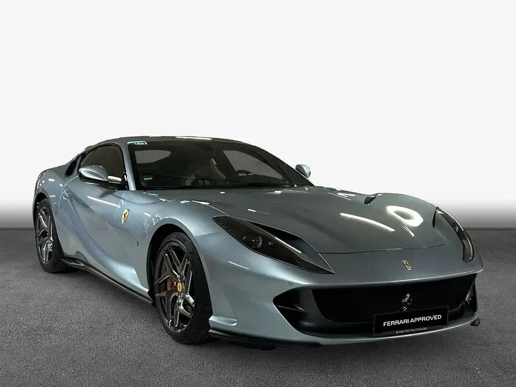 Second-hand Ferrari 812 799 CP (587 kW) 2019 Gri