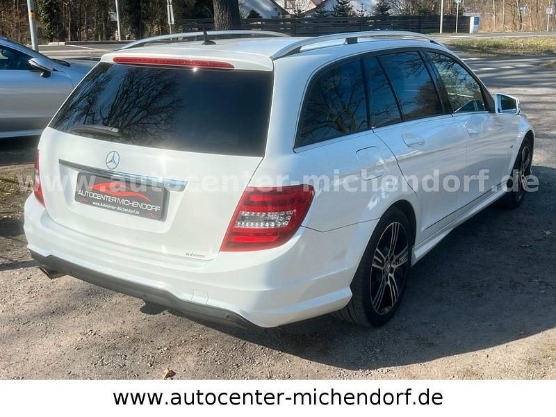 Second-hand Mercedes C200 AMG line 184 CP (135 kW) 2014 Alb Break