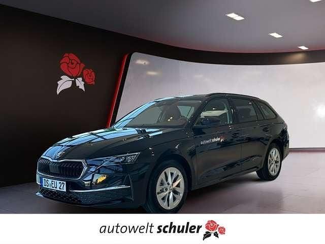 Schwarzmagic perleffekt Gebraucht 2024 Skoda Octavia Selection Kombi | 30.749 € (Fairer Preis) - Bild 1/4