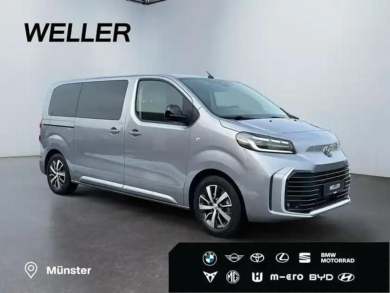 Gebraucht Toyota Proace 177 PS (130 kW) 2025 Silver metallic (silber) Van / Kleinbus