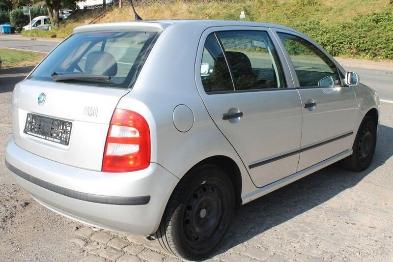Gebraucht Skoda Fabia 75 PS (55 kW) 2004 Silber Kleinwagen