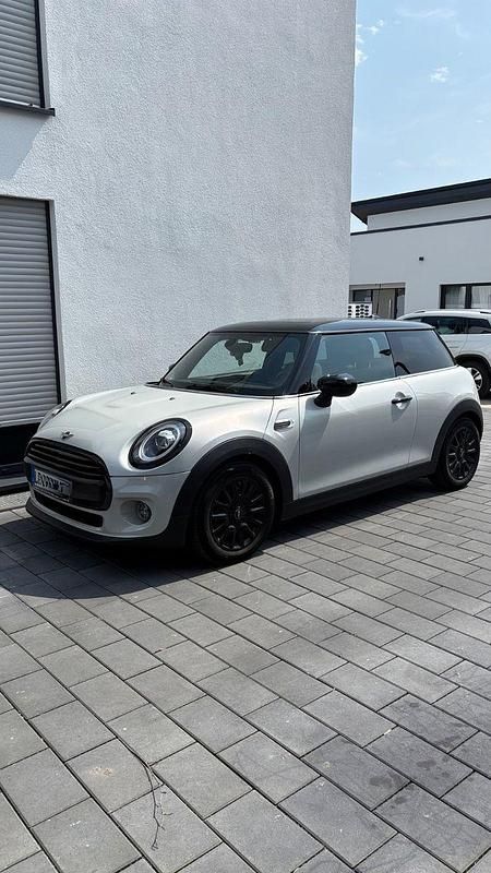 Weiß Gebraucht 2020 Mini Cooper Kleinwagen | 16.490 € (Superpreis) - Bild 1/4