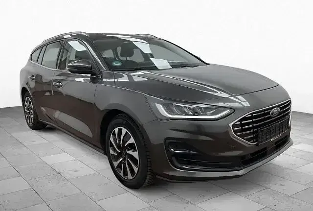 Używany Ford Focus Style 150 KM (110 kW) 2022 Andere Sedan/Limuzyna
