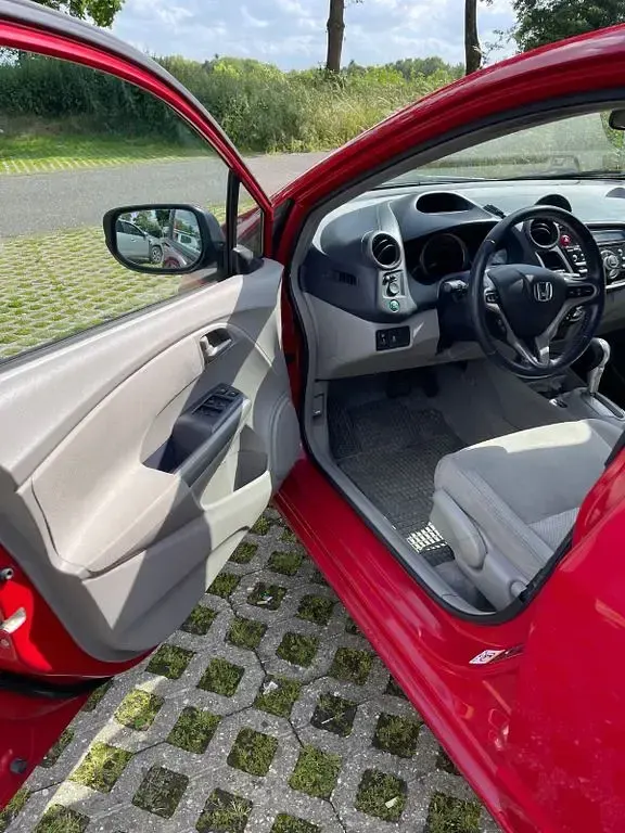 Gebraucht Honda Insight Elegance 88 PS (64 kW) 2010 Rot Kleinwagen