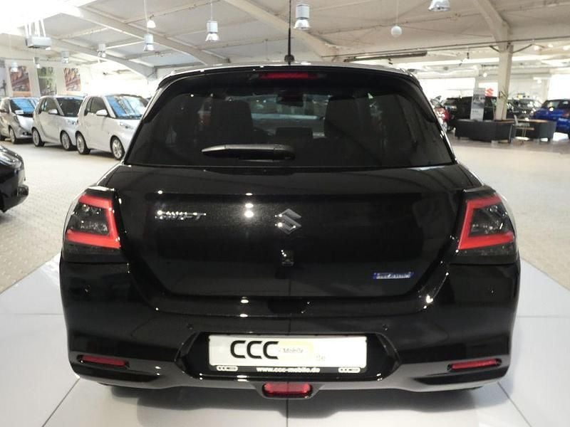 Neu Suzuki Swift Comfort 83 PS (61 kW) 2025 Schwarz Limousine