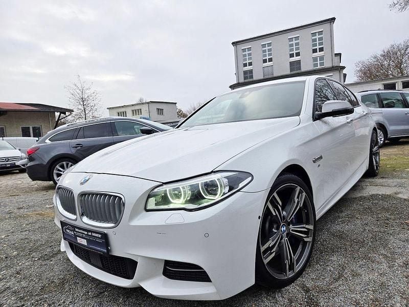 Weiß Gebraucht 2015 BMW M550 Performance Limousine | 18.000 € (Fairer Preis) - Bild 1/4
