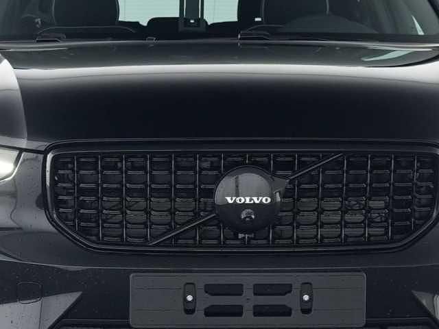 Gebraucht Volvo XC40 145 PS (106 kW) 2025 SUV