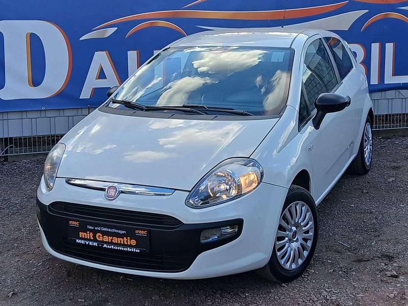 Bianco divino/zenit/ghiaccio/ Gebraucht 2010 Fiat Punto Evo Active Kleinwagen | 3.490 € (Fairer Preis) - Bild 1/4