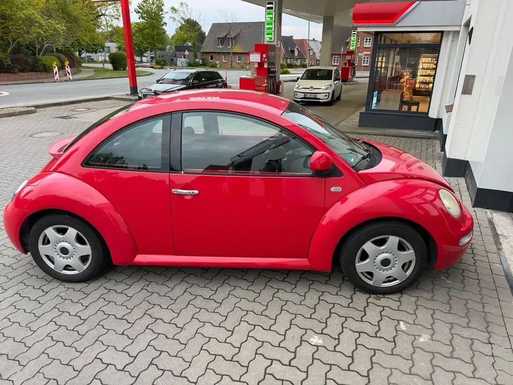 Gebraucht VW New Beetle 116 PS (85 kW) 1999 Rot Kleinwagen