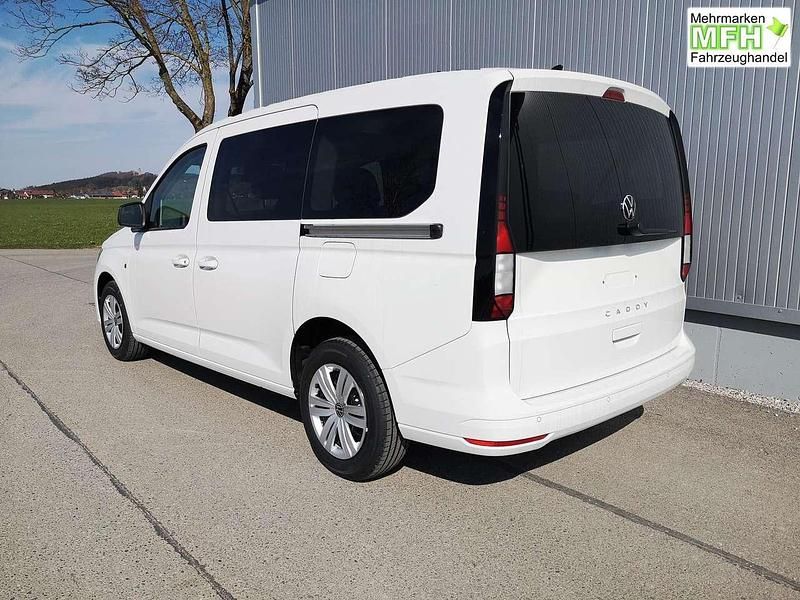 Nowe VW Caddy Maxi Basis 116 KM (85 kW) 2026 Biały Minivan
