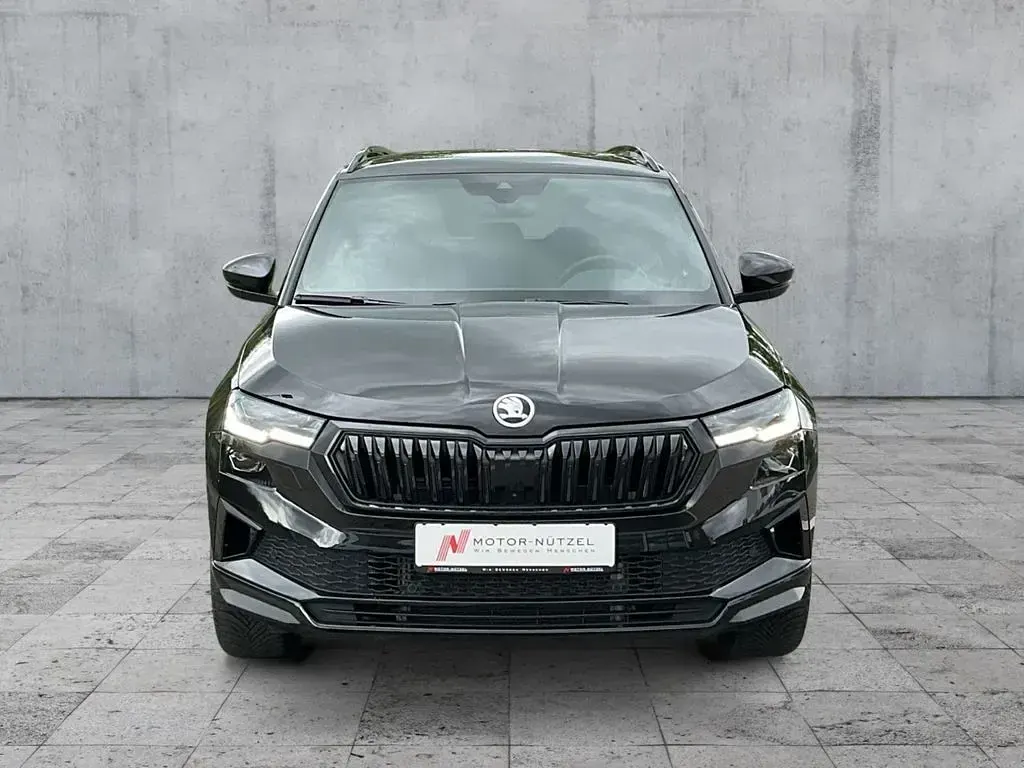 Gebraucht Skoda Karoq SportLine 150 PS (110 kW) 2025 Schwarz SUV