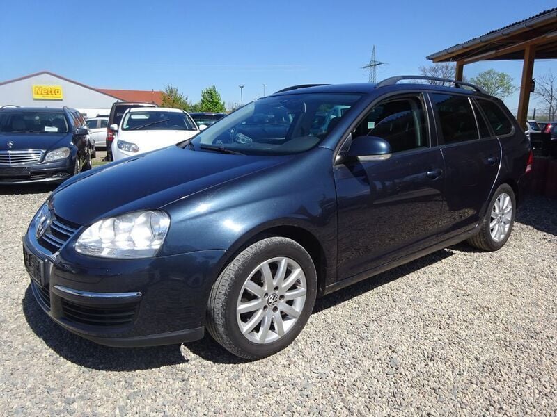 Blau Gebraucht 2009 VW Golf VI Trendline Kombi | 2.500 € (Guter Preis) - Bild 1/4