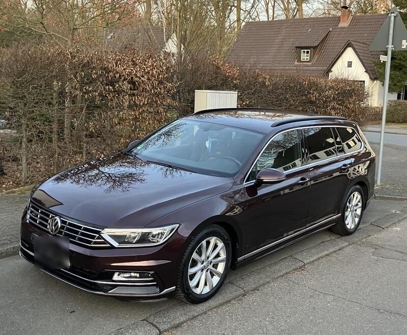 Rot Gebraucht 2017 VW Passat Comfortline Kombi | 16.000 € (Guter Preis) - Bild 1/4