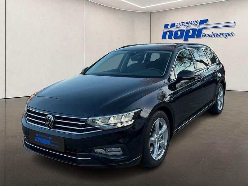 Schwarz Gebraucht 2023 VW Passat Business Kombi | 25.990 € (Fairer Preis) - Bild 1/4