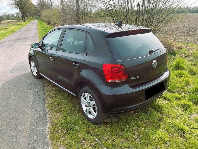 Gebraucht VW Polo Match 86 PS (63 kW) 2012 Schwarz Kleinwagen