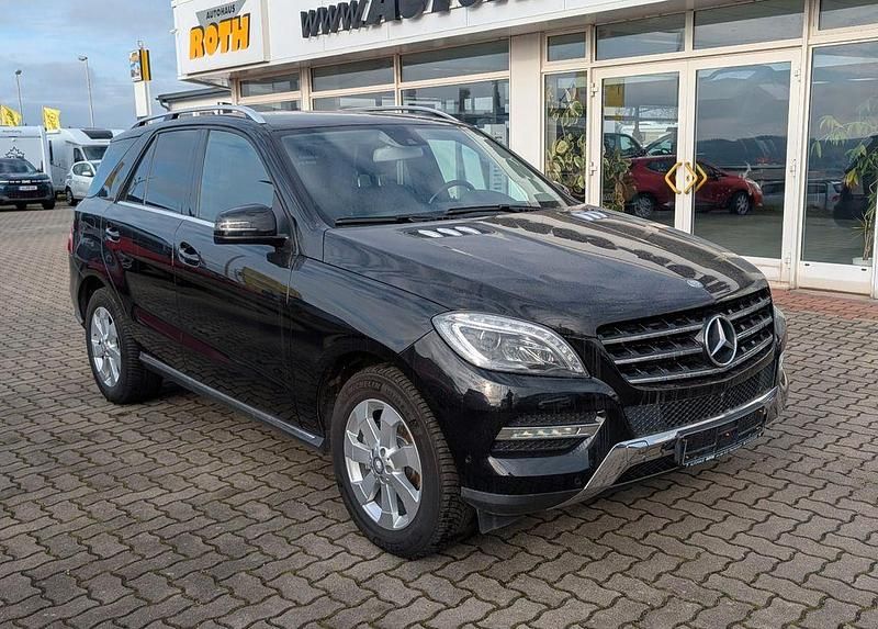 Schwarz Gebraucht 2014 Mercedes ML350 SUV | 19.490 € (Guter Preis) - Bild 1/4