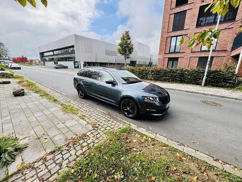 Gebraucht 2020 Skoda Octavia Tour Kombi | 15.500 € (Guter Preis) - Bild 1/4