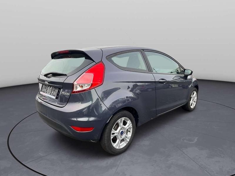 Gebraucht Ford Fiesta SYNC Edition 65 PS (47 kW) 2013 Midnight skygrau metallic Kleinwagen