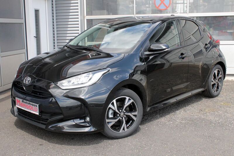 Neu 2024 Toyota Yaris Hybrid Team Limousine | 23.990 € (Fairer Preis) - Bild 1/4