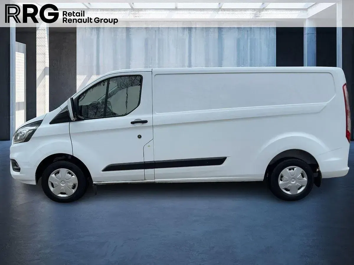 Gebraucht Ford 300 Trend 131 PS (96 kW) 2022 Weiss Van / Kleinbus