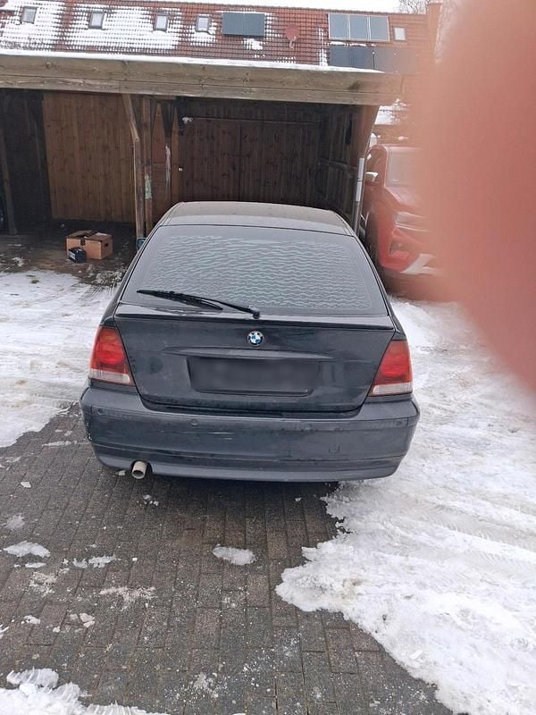 Gebraucht BMW 316 Compact 116 PS (85 kW) 2004 Schwarz Kleinwagen