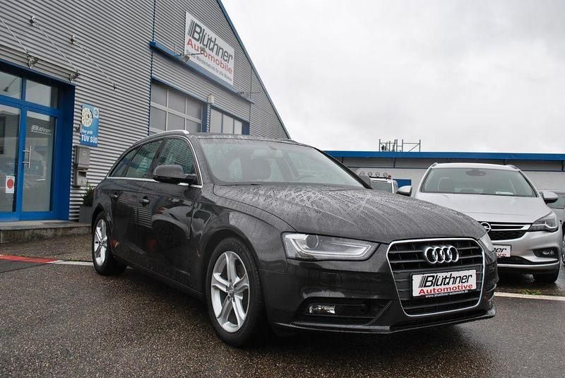 Gebraucht Audi A4 Ambition 177 PS (130 kW) 2012 Grau Kombi