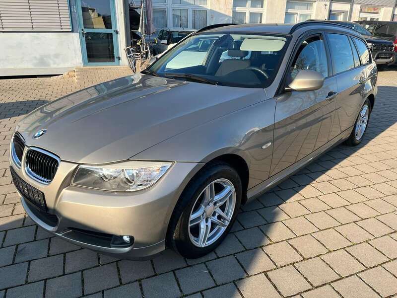 Platinbronze metallic Gebraucht 2012 BMW 318 Kombi | 8.600 € (Fairer Preis) - Bild 1/4