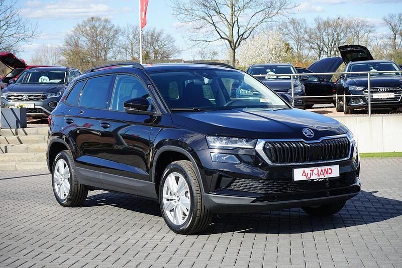 Neu Skoda Karoq 150 PS (110 kW) 2026 Schwarz SUV