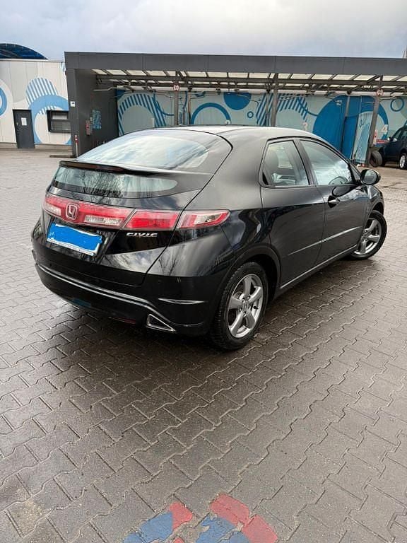 Gebraucht Honda Civic 99 PS (72 kW) 2010 Schwarz Limousine