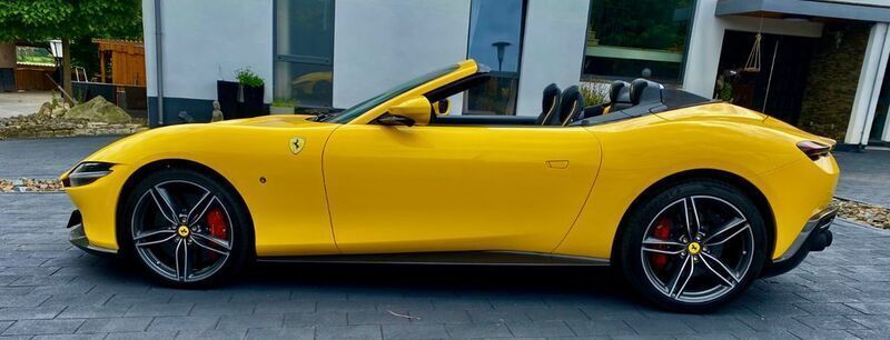 Gelb Neu 2024 Ferrari Roma Coupé | 269.890 € - Bild 1/4